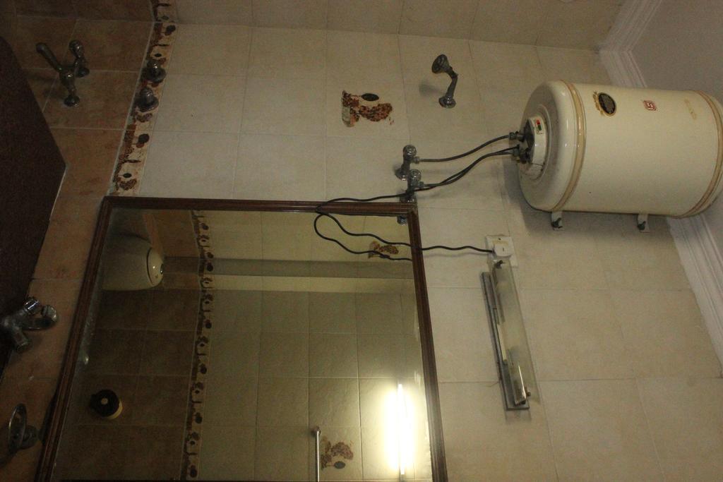 Hotel City Centre Inn Nizamuddin Нью-Делі Номер фото